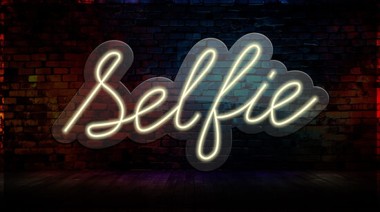 LED неоновая вывеска "Selfie", Размер: 600х300 мм, Цвет: теплый белый