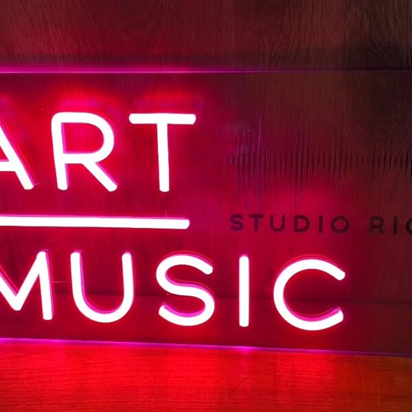 Personalizēta LED neona zīme "ART Music"