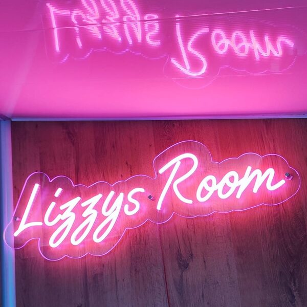 Персонализированая светодиодная LED неоновая вывеска