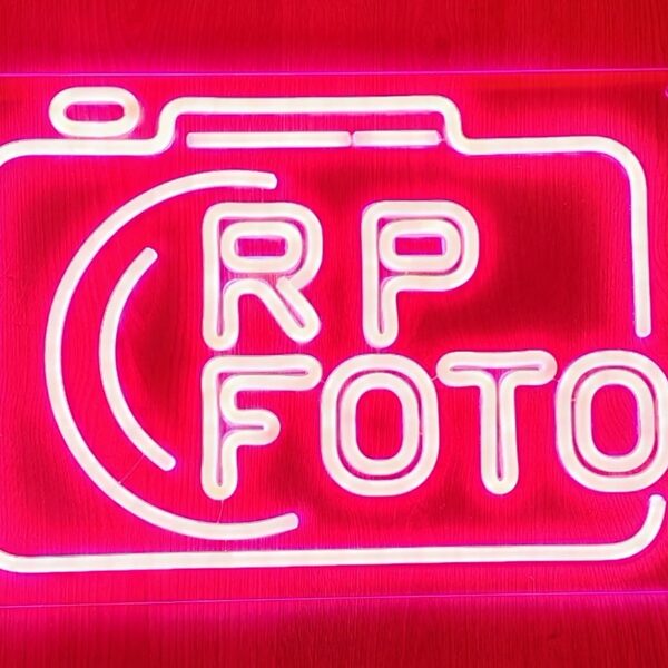 Персонализированая светодиодная LED неоновая вывеска