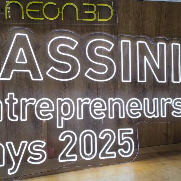 Персонализированая светодиодная LED неоновая вывеска