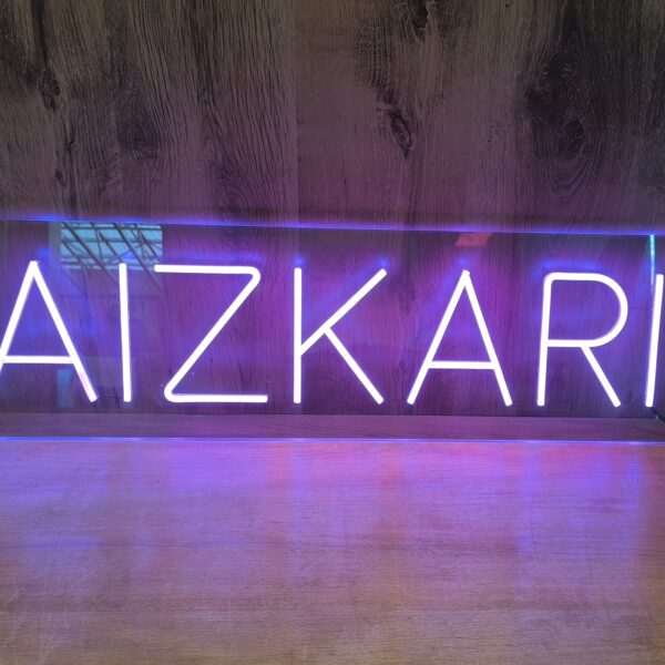 Персонализированая светодиодная LED неоновая вывеска