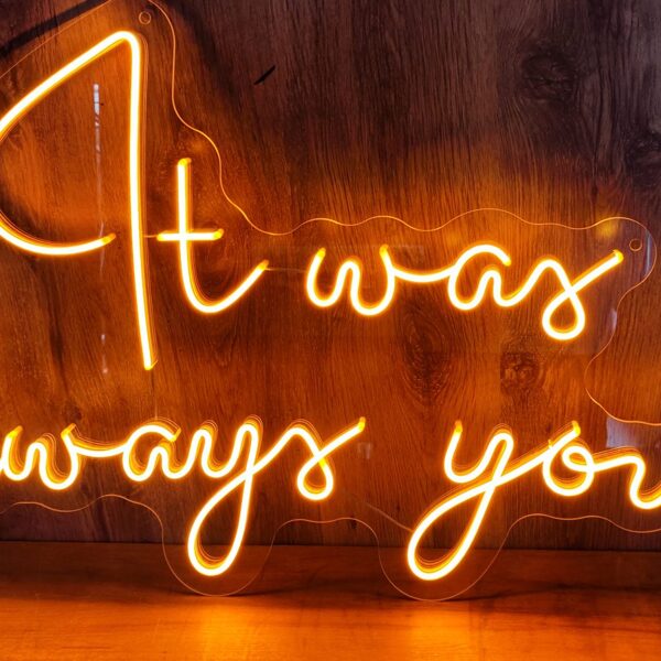 Персонализированая светодиодная LED неоновая вывеска