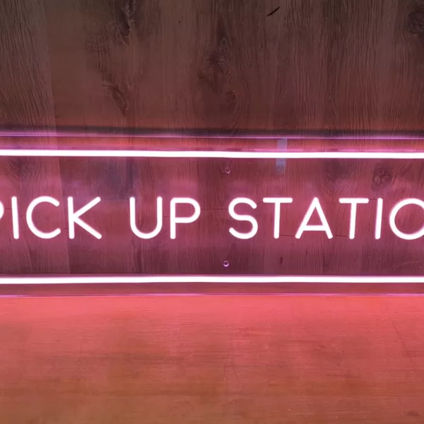 LED-neoonvalgusreklaam