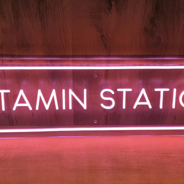 LED-neoonvalgusreklaam