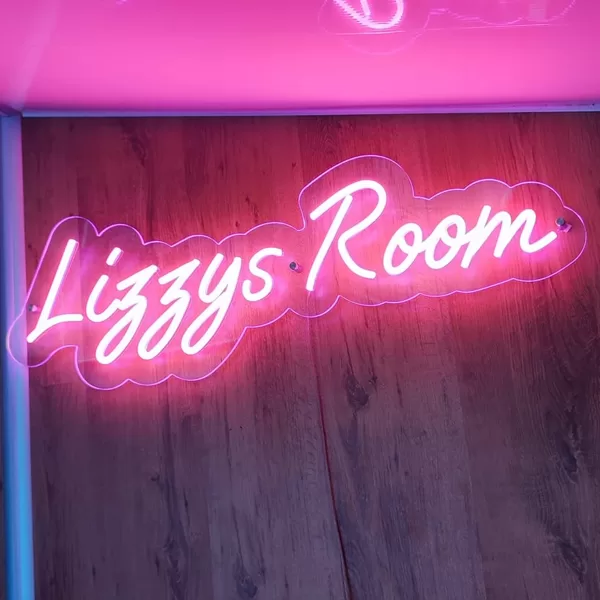 LED-neoonvalgusreklaam