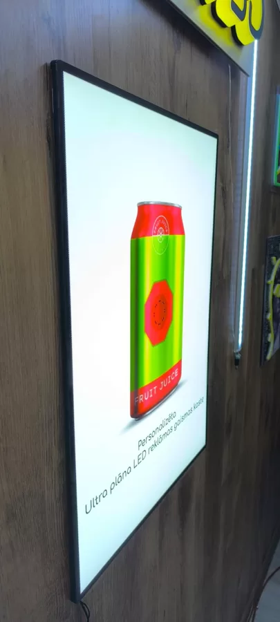 Супер тонкие LED-панели с заменой содержимого