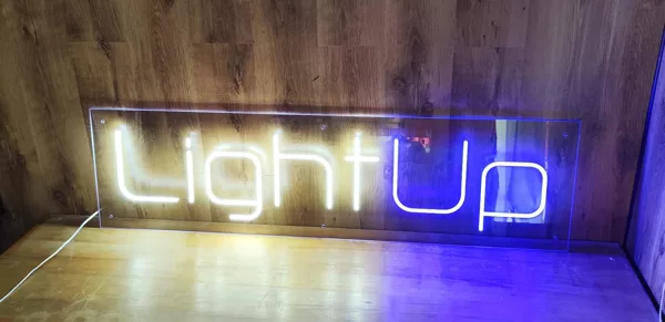 Персонализированая светодиодная LED неоновая вывеска