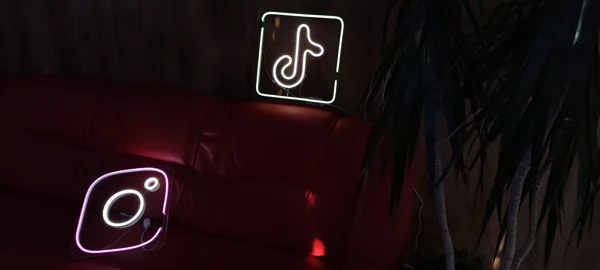 LED neona izkārtne