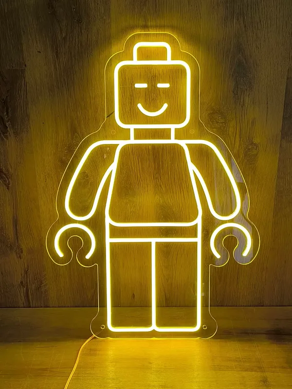 
LED neona izkārtne dzeltenā krāsā, LEGO cilvēciņš, pamatne pēc neona formas&nbsp;— caurspīdīgs monolīts polikarbonāts 6 mm.&nbsp;




