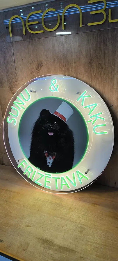 Akrila burti ar LED apgaismojumu, dubultā pamatne&nbsp;